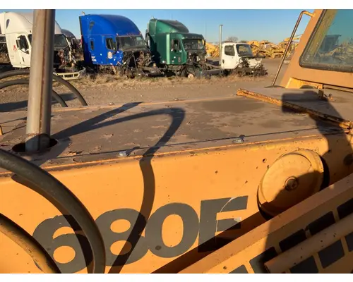 Case 680E Equip Hood