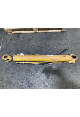 Case 680E Equip Hydraulic Cylinder