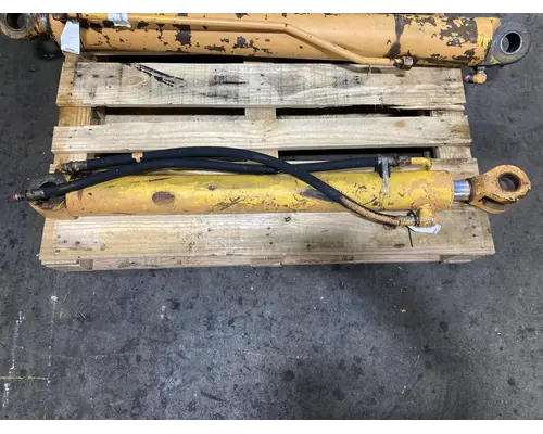 Case 680E Equip Hydraulic Cylinder