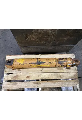 Case 680E Equip Hydraulic Cylinder