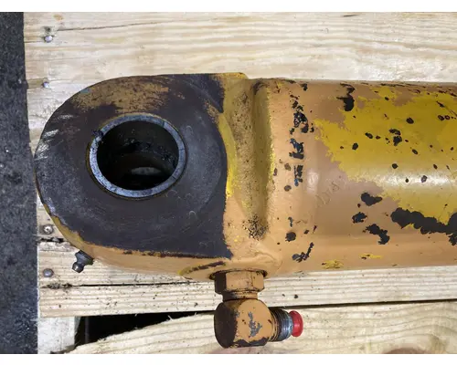 Case 680E Equip Hydraulic Cylinder