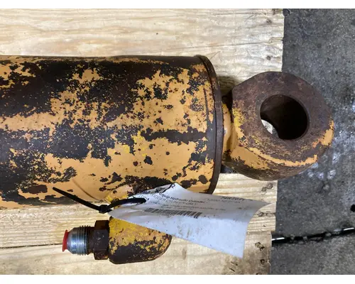 Case 680E Equip Hydraulic Cylinder