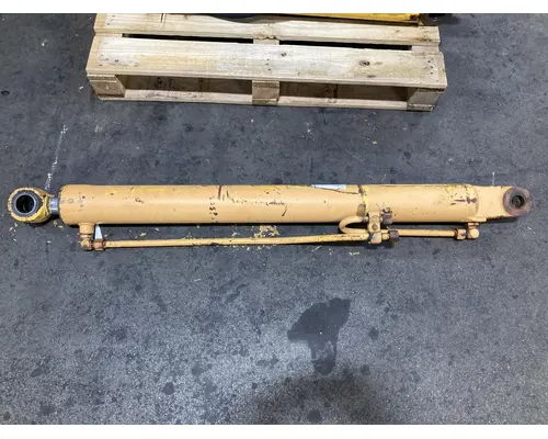 Case 680E Equip Hydraulic Cylinder