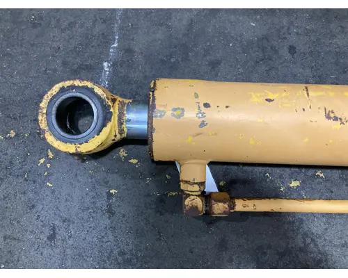 Case 680E Equip Hydraulic Cylinder