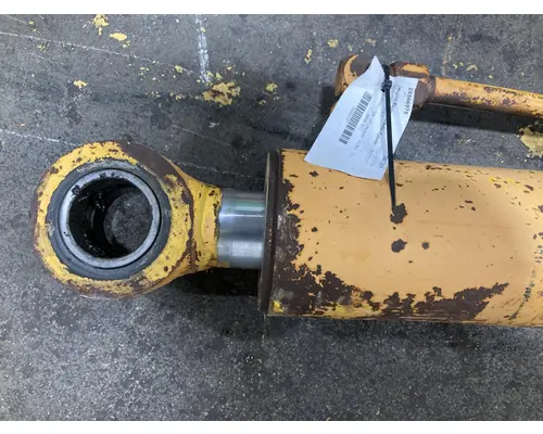 Case 680E Equip Hydraulic Cylinder