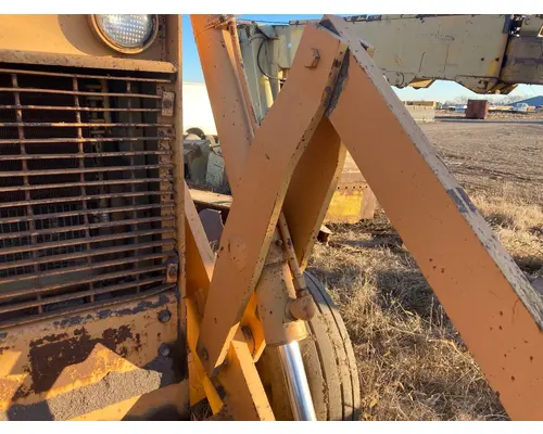 Case 680E Equip Linkage