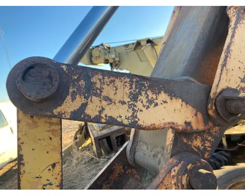 Case 680E Equip Linkage