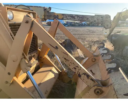 Case 680E Equip Linkage