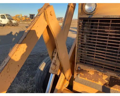 Case 680E Equip Linkage