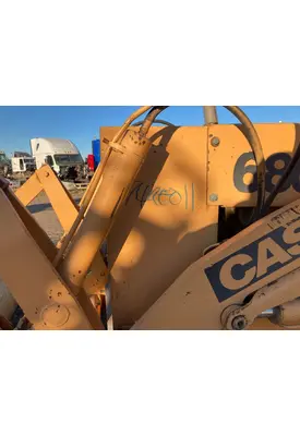 Case 680E Equip Radiator Support