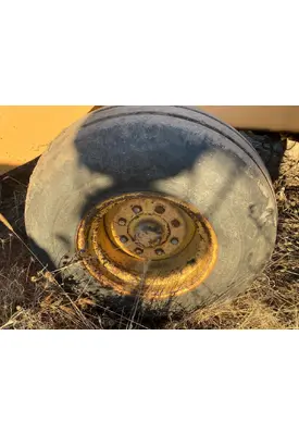 Case 680E Equip Tire and Rim