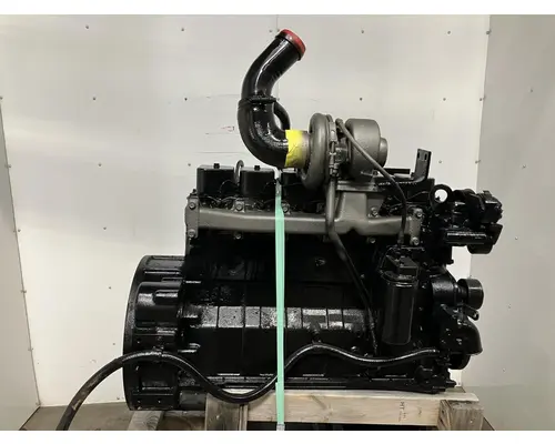Case 6T-590 Engine Assembly