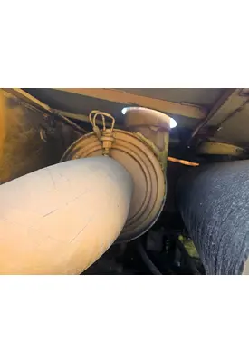 Case 721 Equip Air Cleaner