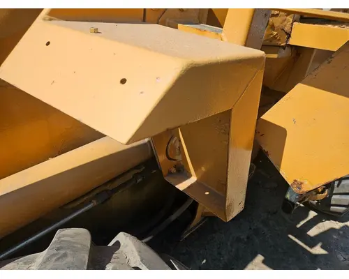 Case 721 Equip Fender