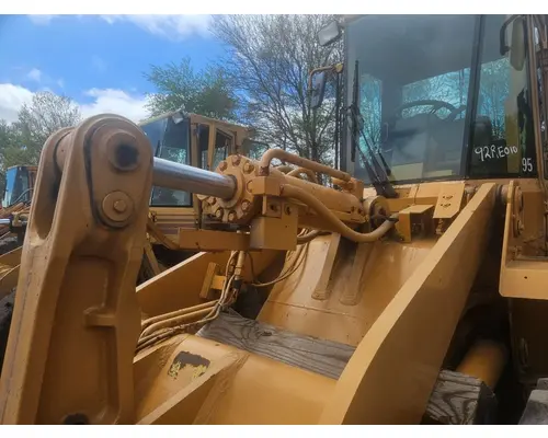 Case 721 Equip Hydraulic Cylinder