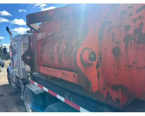 Case 821B Equipment (Mounted)