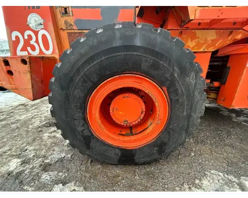 Case 821B Equipment (Mounted)