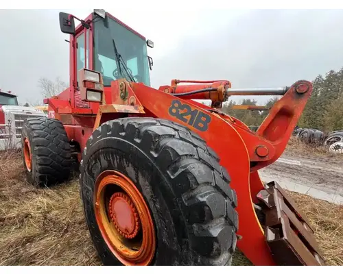 Case 821B Equipment (Mounted)