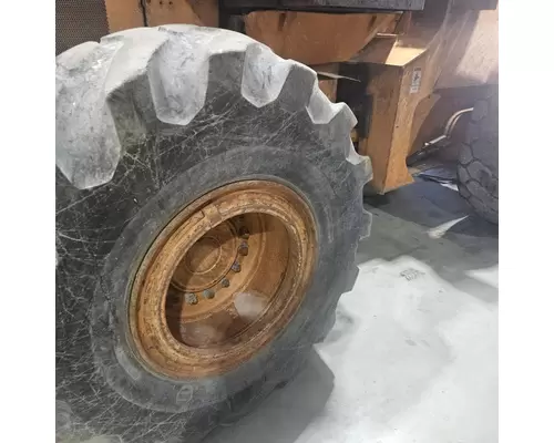 Case 821C Equip Tire and Rim