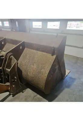 Case 821C Equipment (Mounted)