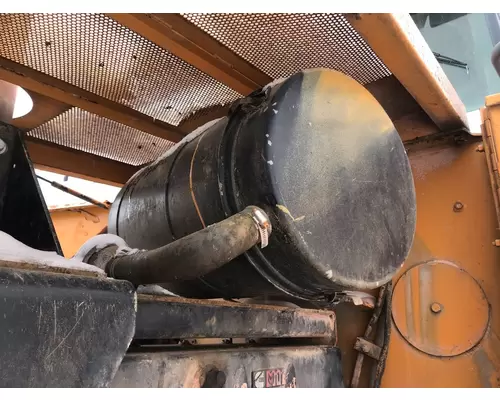Case 921C Equip Air Cleaner