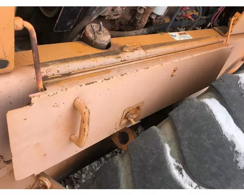 Case 921C Equip Body Misc. Parts