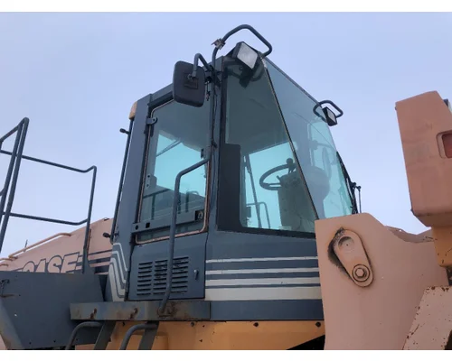 Case 921C Equip Cab