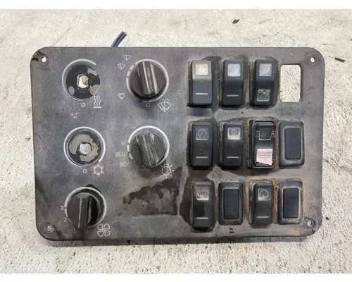 Case 921C Equip Dash Panel