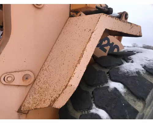 Case 921C Equip Fender