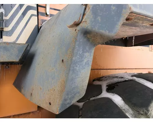 Case 921C Equip Fender