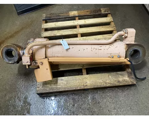 Case 921C Equip Hydraulic Cylinder