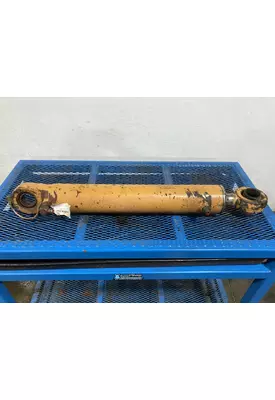 Case 921C Equip Hydraulic Cylinder