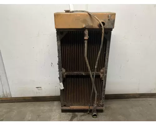 Case 921C Equip Radiator
