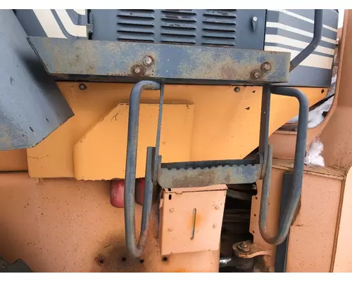 Case 921C Equip Step