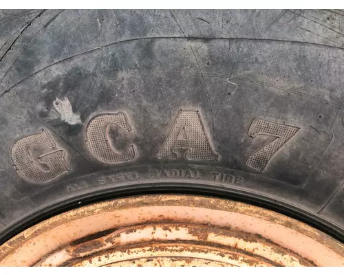 Case 921C Equip Tire and Rim