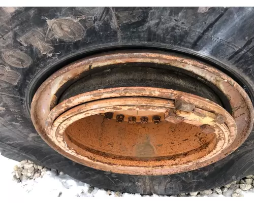 Case 921C Equip Wheel