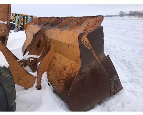 Case 921C Equipment (Mounted)