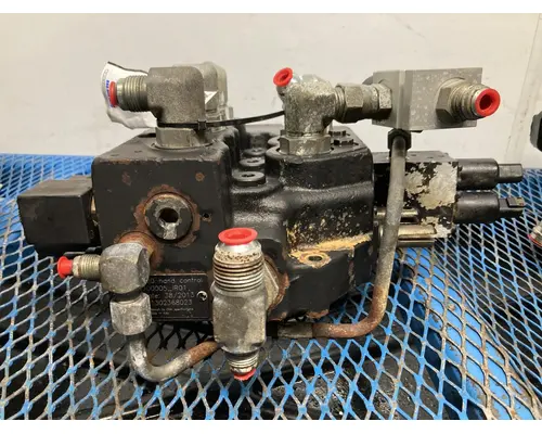 Case SV300 Equip Hydraulic Valve