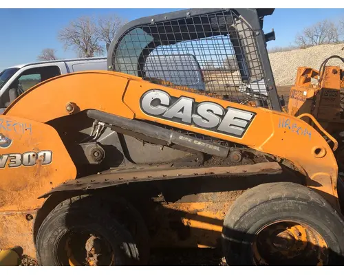 Case SV300 Equip Loader Arm