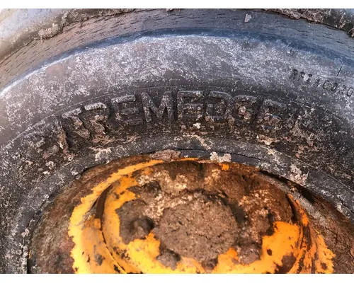 Case SV300 Equip Tire and Rim