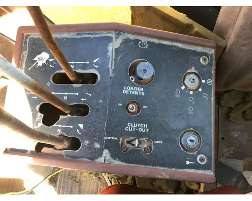 Case W14B Equip Dash Panel