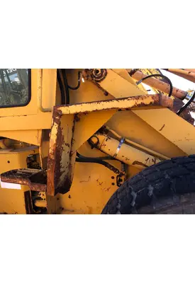 Case W14B Equip Fender