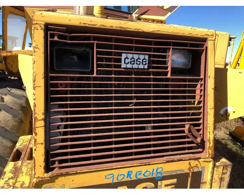 Case W14B Equip Grille