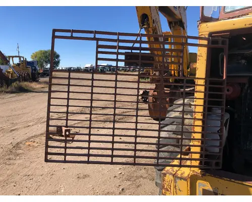 Case W14B Equip Grille