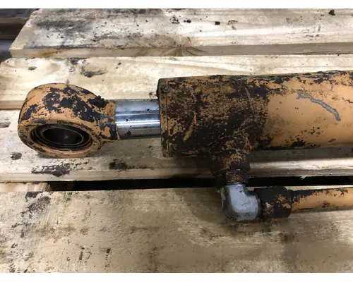 Case W14B Equip Hydraulic Cylinder