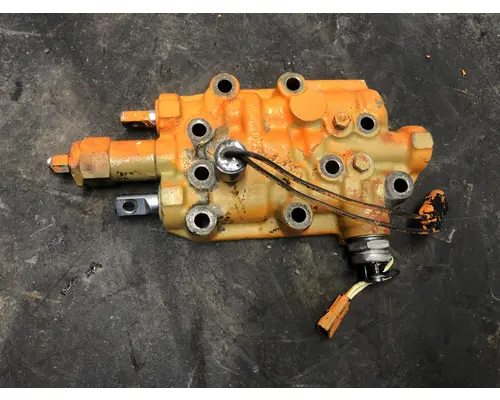 Case W14B Equip Hydraulic Valve