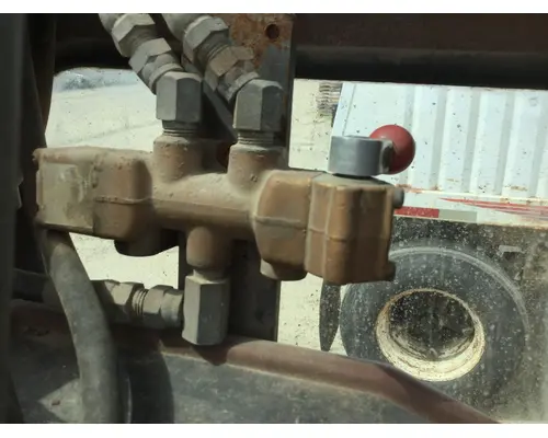 Case W14B Equip Hydraulic Valve