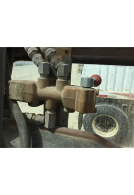 Case W14B Equip Hydraulic Valve