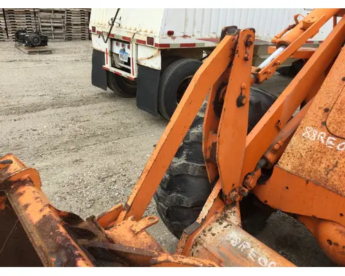 Case W14B Equip Linkage