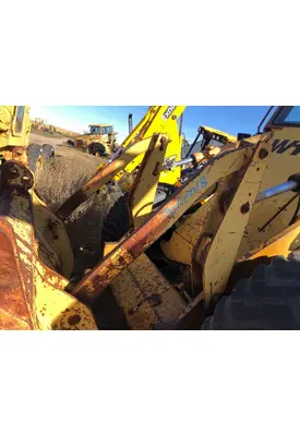 Case W14B Equip Linkage